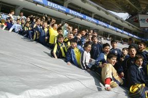 Bursa Futbol Okulu Ndan Ziyaret Fenerbahce Spor Kulubu