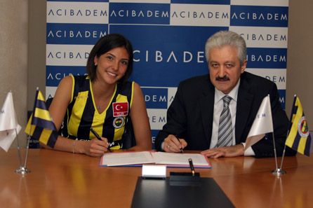 Naz Aydemir Fenerbahce Acibadem De Fenerbahce Spor Kulubu