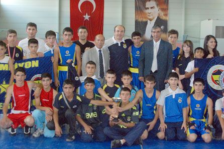 Boks Federasyonu Baskanligi Kupasi Fenerbahce Nin