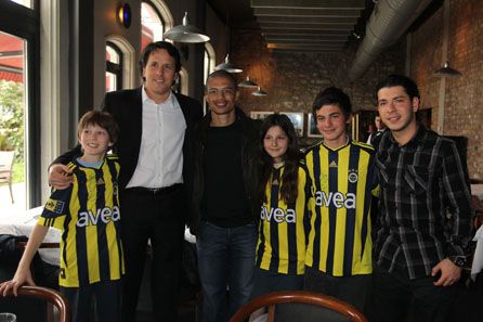 ali koc ile alex sosyal sorumluluk