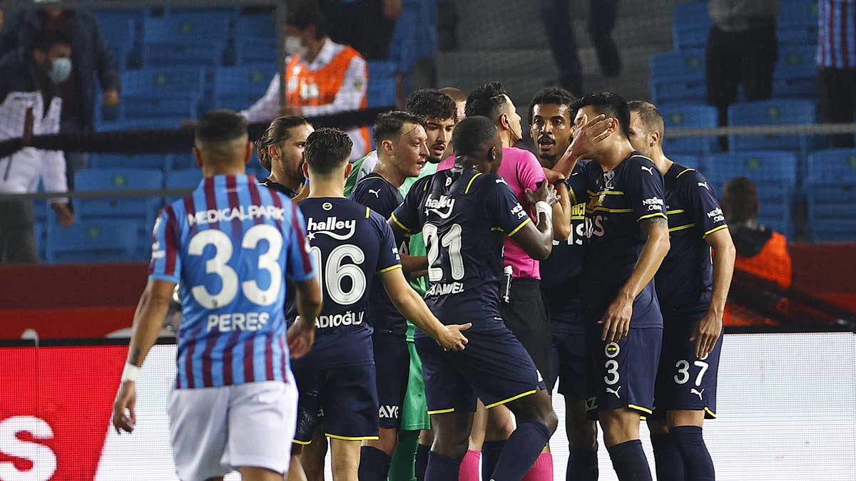 Trabzonspor 3 1 Fenerbahce Fenerbahce Spor Kulubu