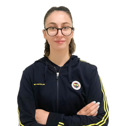 Özge Yılmaz resmi
